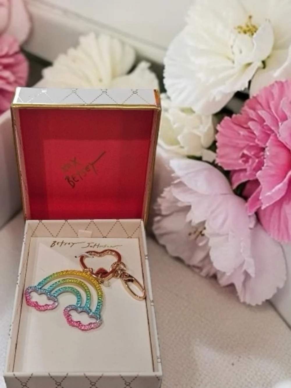 Betsey Johnson rainbow heart ombré keychain bag charm NEW IN BOX